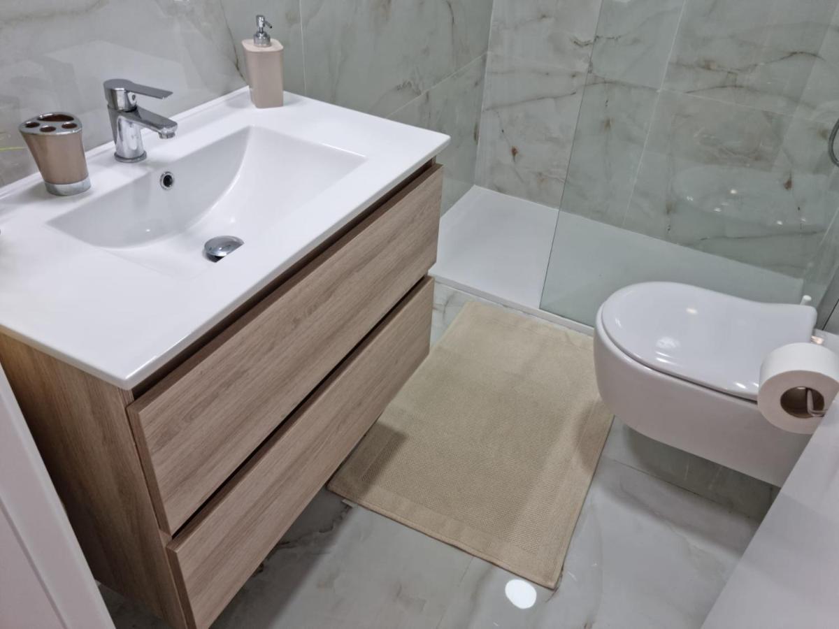 אלמאדה Guest House Ruceel Aroeira מראה חיצוני תמונה