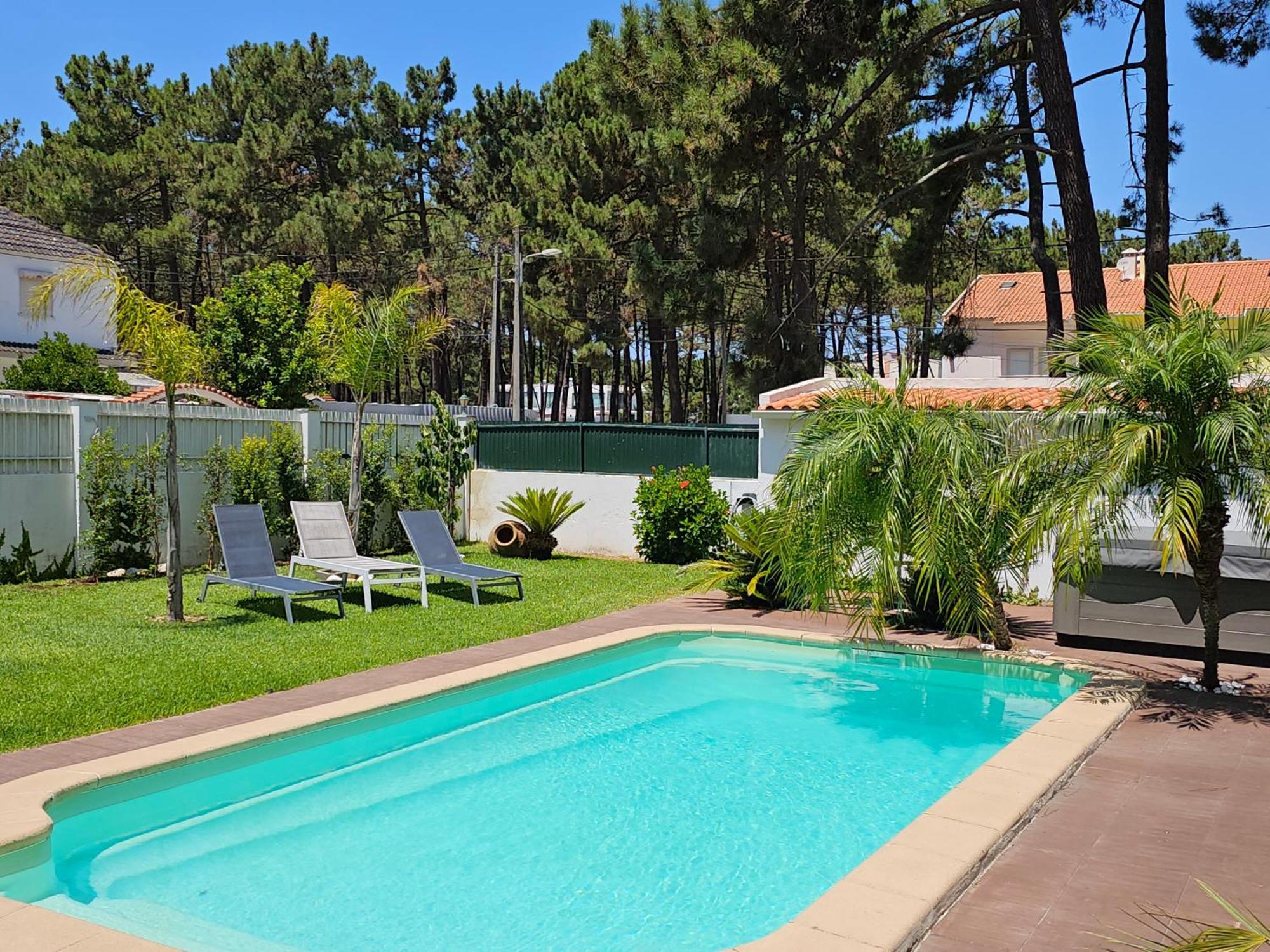 אלמאדה Guest House Ruceel Aroeira מראה חיצוני תמונה
